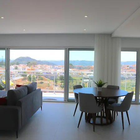 Nazare Views I - Terrace, Pool & Sea View Apartment *